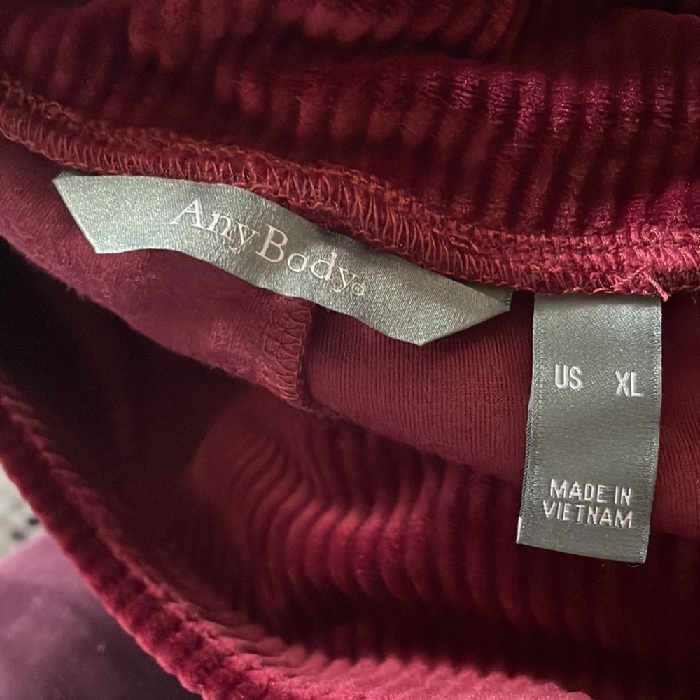 XL AnyBody Ribbed Velour Leggings DD21 6192 - Picture 4 of 5